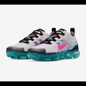 ***BRAND NEW*** NIKE VaporMax 2019 shoes